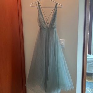 Flattering backless Holly Molly dress